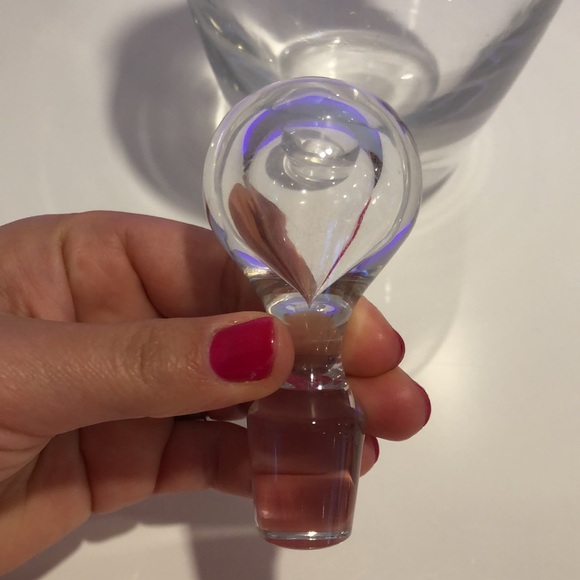 Baccarat Decanter - Picture 2 of 4